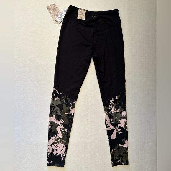 Balance Collection The Legging Dry Wik camouflage leggings Sz-S NWT S17 - Picture 6 of 14